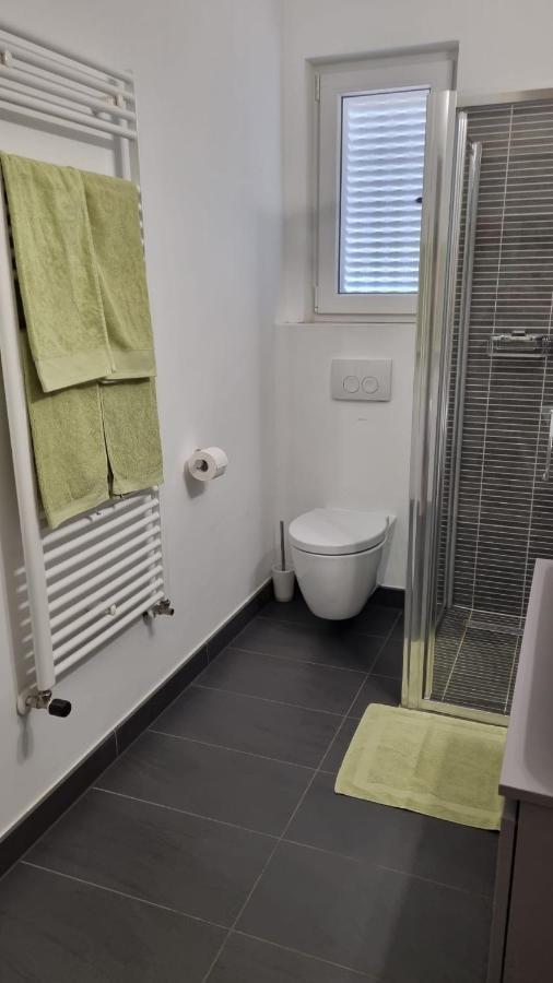 Appartamento Casa Emma With Pool Porec Esterno foto